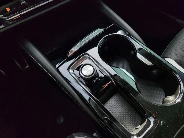 new 2025 Buick Envision car, priced at $40,599