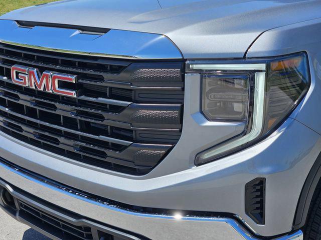 new 2026 GMC Sierra 1500 car, priced at $43,865