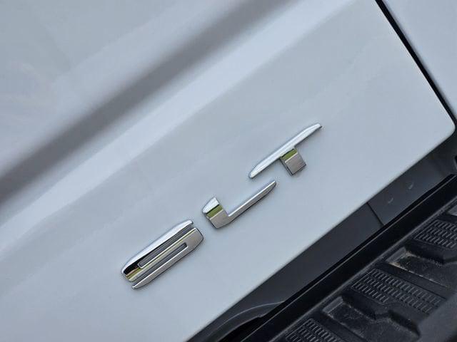 new 2026 GMC Sierra 1500 car, priced at $64,371