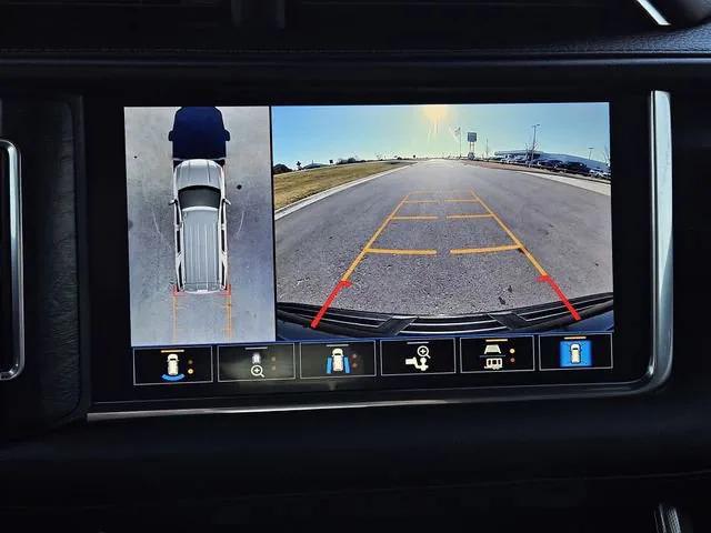 used 2021 GMC Yukon car, priced at $44,419