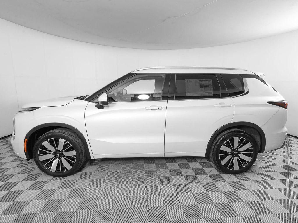 new 2026 Mitsubishi Outlander car, priced at $40,079