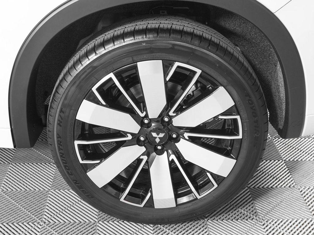 new 2026 Mitsubishi Outlander car, priced at $40,079