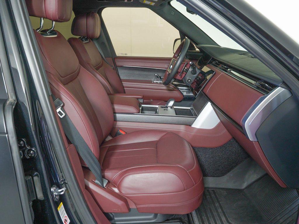 used 2025 Land Rover Range Rover car, priced at $125,081
