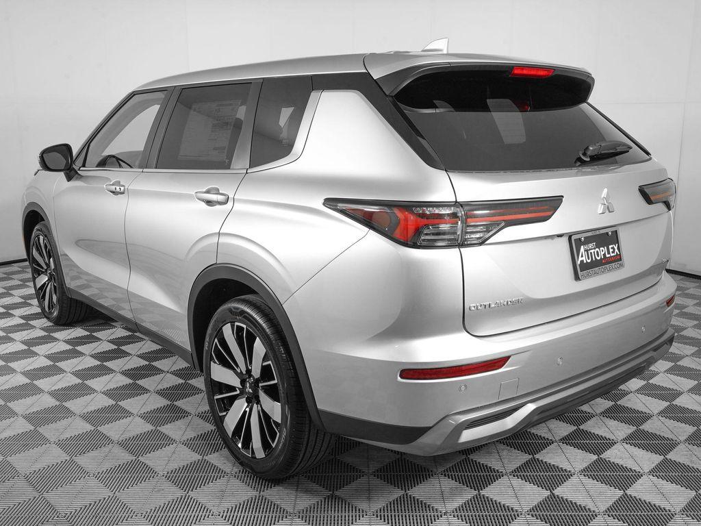 new 2026 Mitsubishi Outlander car, priced at $35,494