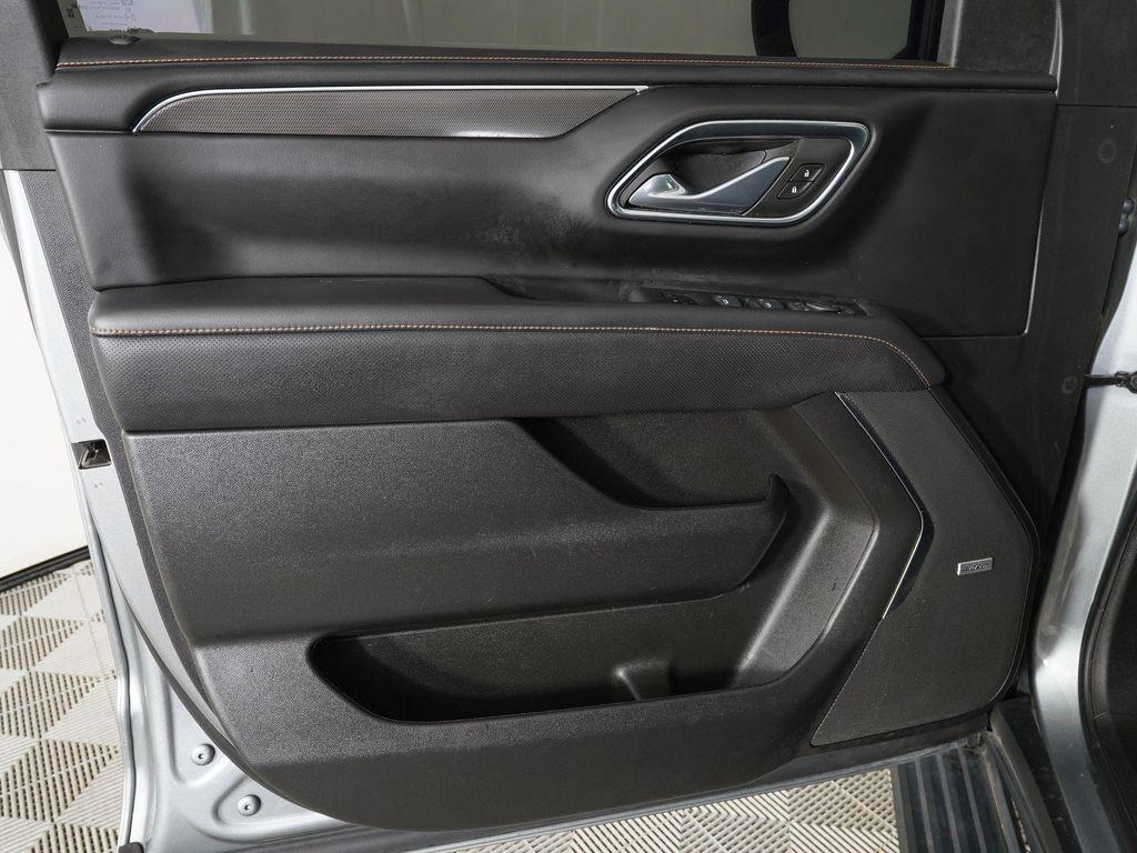 used 2023 GMC Yukon car, priced at $52,649