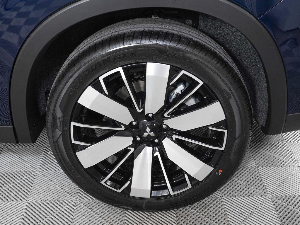 new 2026 Mitsubishi Outlander car, priced at $35,599