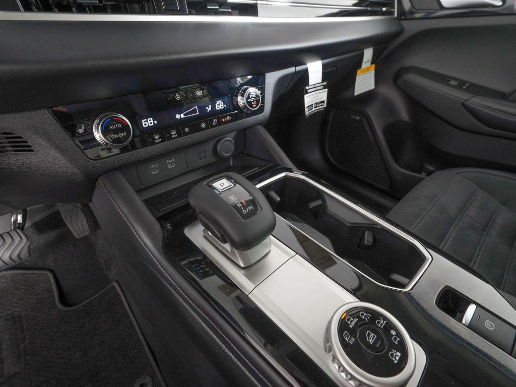 new 2026 Mitsubishi Outlander car