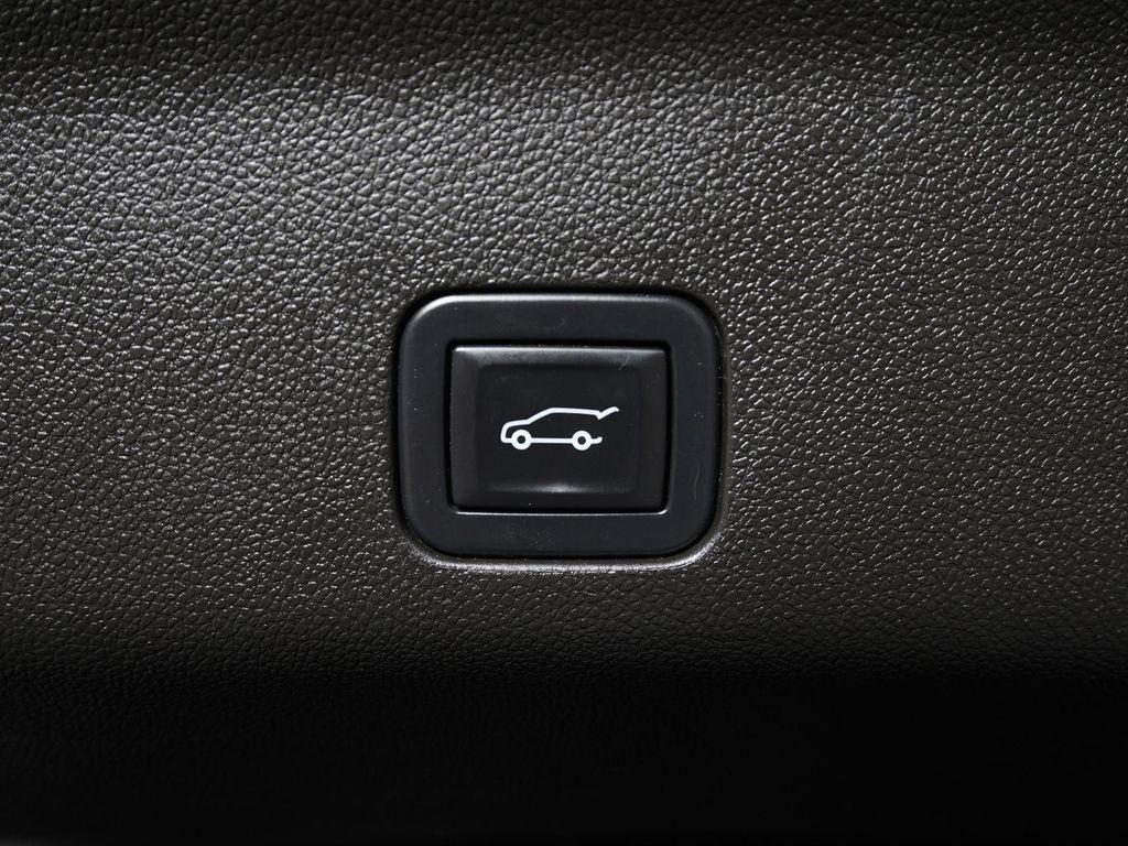 used 2022 Cadillac Escalade car, priced at $75,849