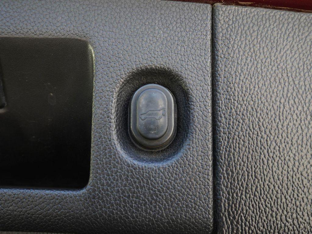 used 2019 GMC Yukon XL car, priced at $28,649
