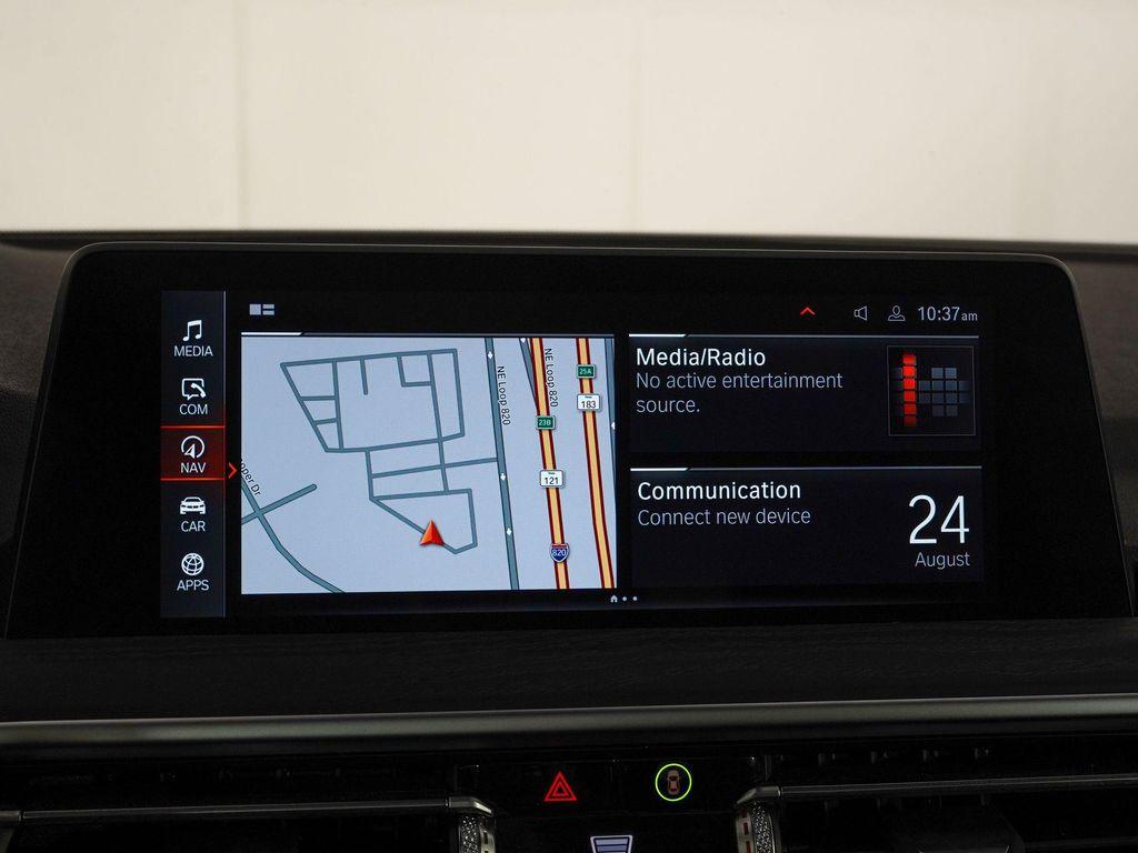 BMW X3 view 25