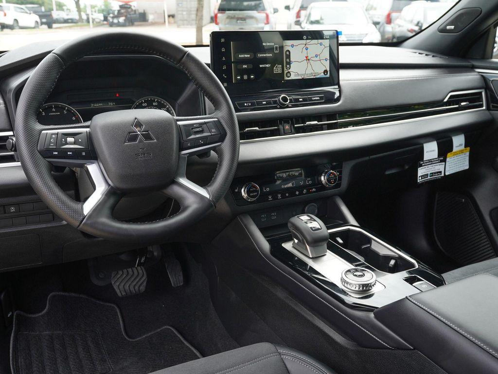 new 2026 Mitsubishi Outlander car, priced at $34,024