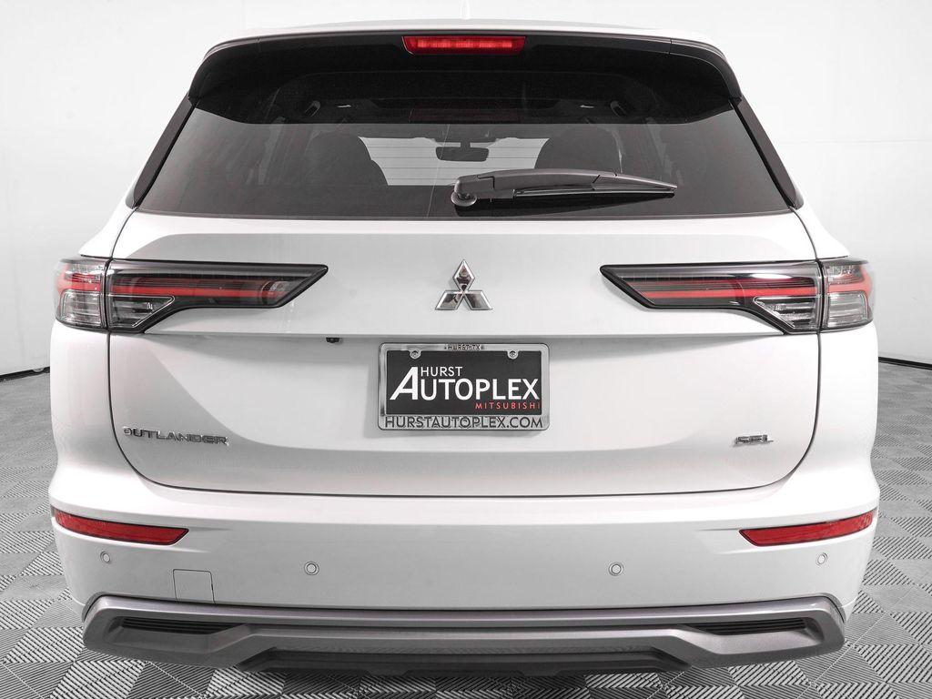 new 2026 Mitsubishi Outlander car, priced at $39,759