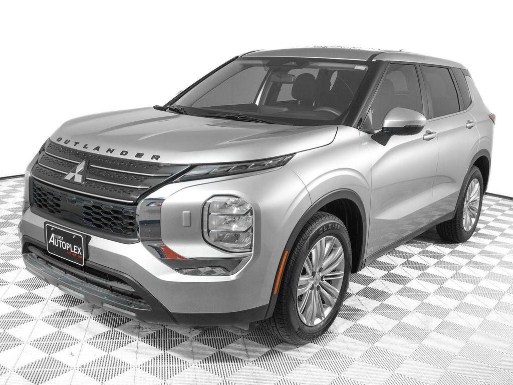 used 2023 Mitsubishi Outlander car, priced at $25,349