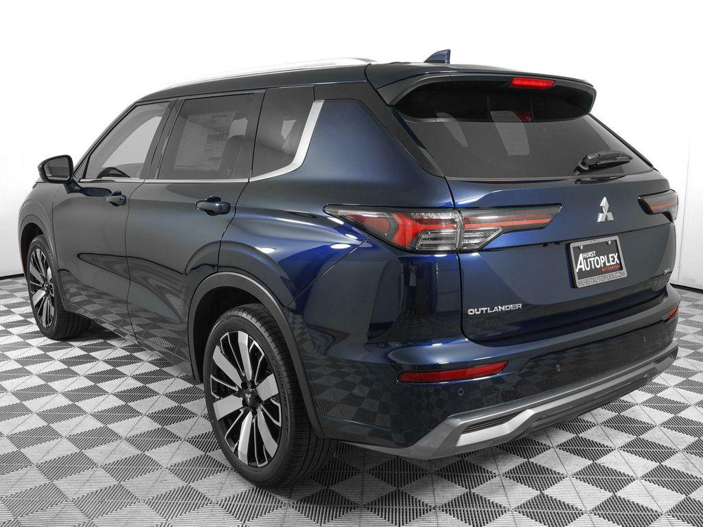 new 2026 Mitsubishi Outlander car, priced at $39,164