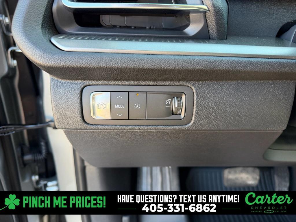 new 2026 Chevrolet Traverse car, priced at $45,148