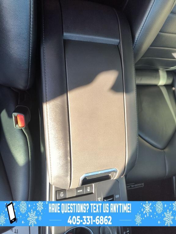 used 2022 Toyota Highlander car, priced at $28,000