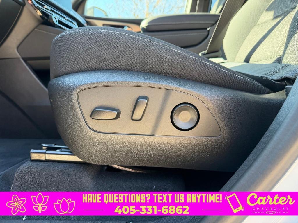 new 2026 Chevrolet Traverse car, priced at $44,329