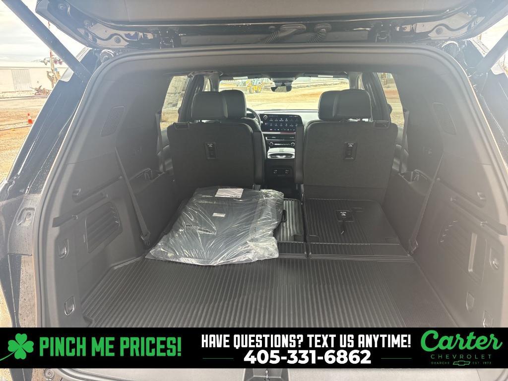 new 2026 Chevrolet Traverse car, priced at $48,964