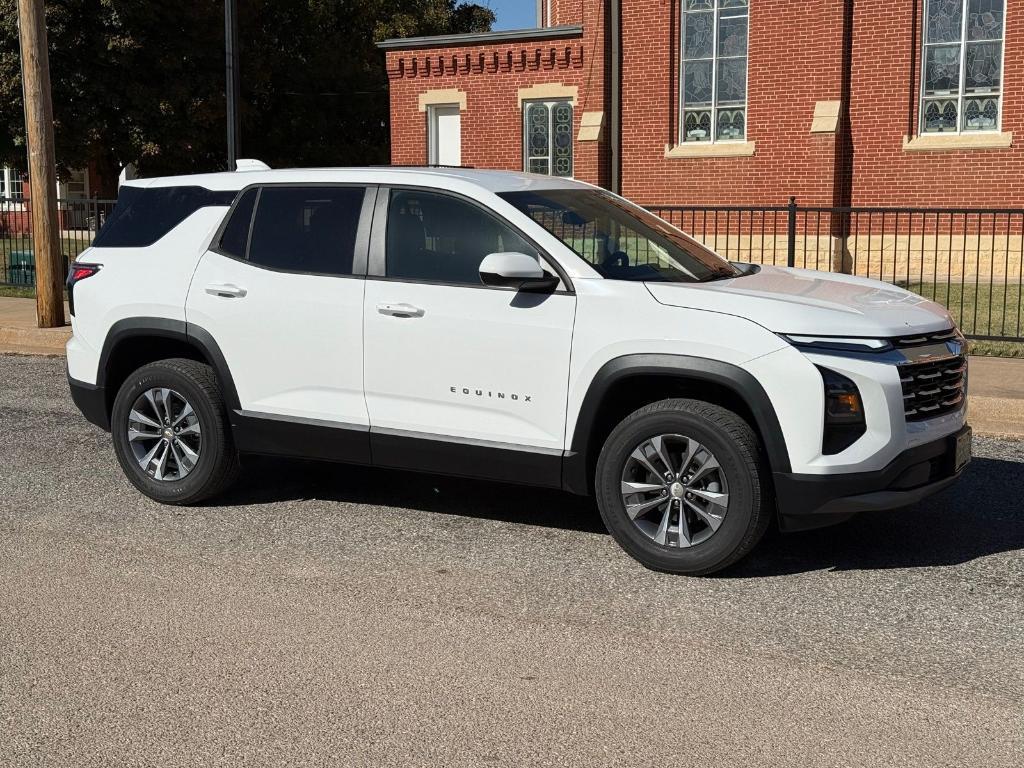 new 2026 Chevrolet Equinox car, priced at $30,535