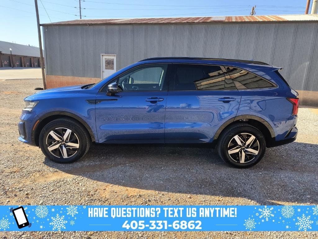 used 2021 Kia Sorento car, priced at $21,900