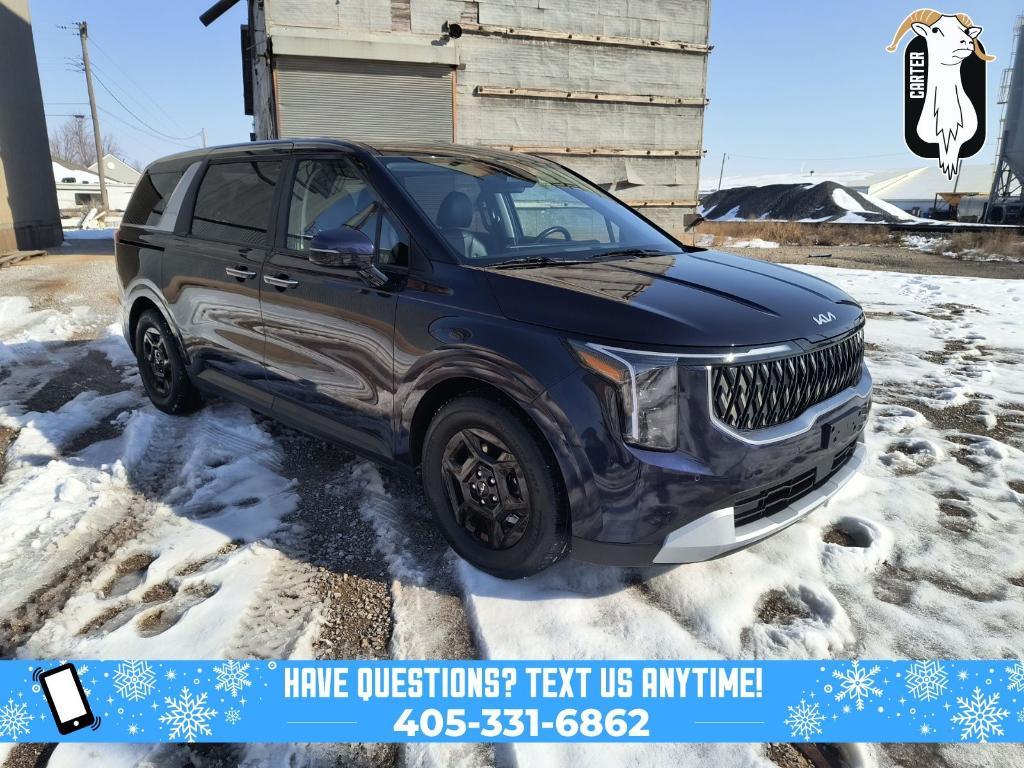 used 2025 Kia Carnival car, priced at $34,572