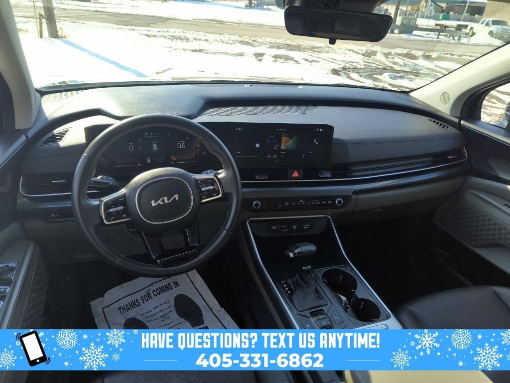 used 2025 Kia Carnival car, priced at $34,572