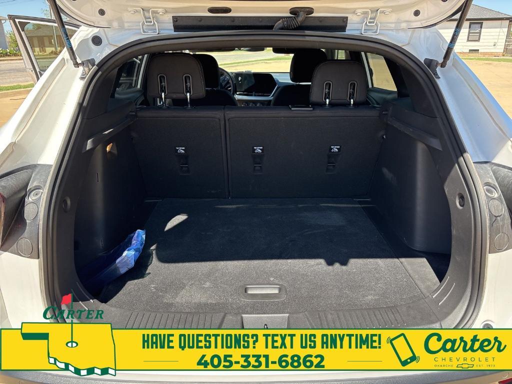 used 2025 Chevrolet Trax car, priced at $23,999