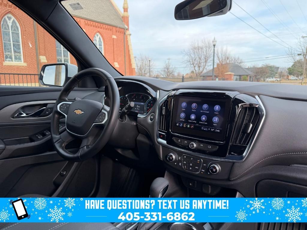 used 2023 Chevrolet Traverse car, priced at $31,900