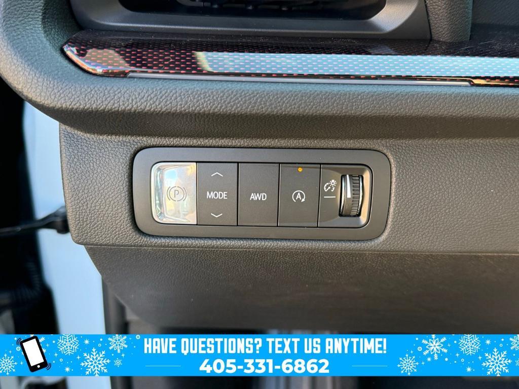 new 2026 Chevrolet Traverse car, priced at $52,599