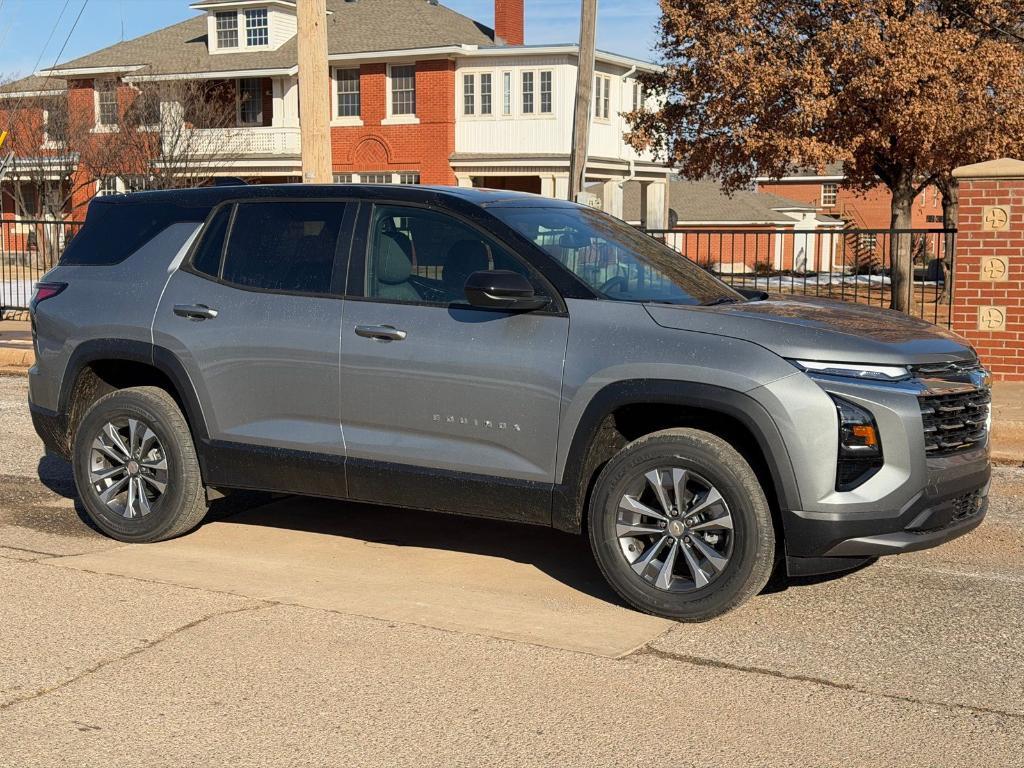 new 2026 Chevrolet Equinox car, priced at $30,683