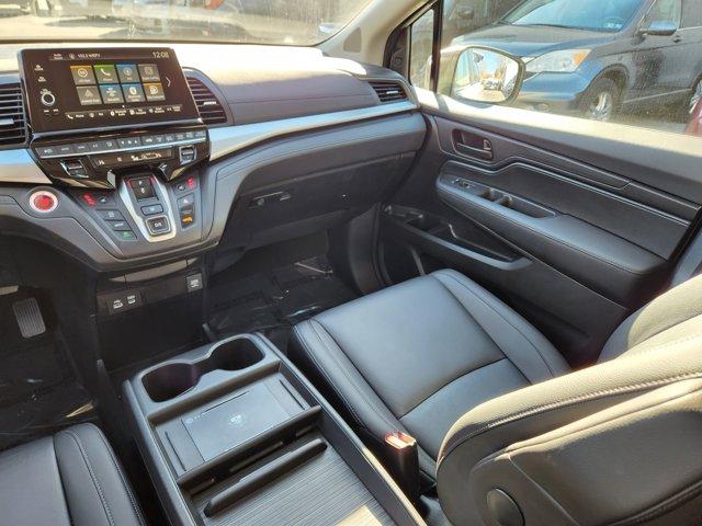used 2025 Honda Odyssey car, priced at $38,876