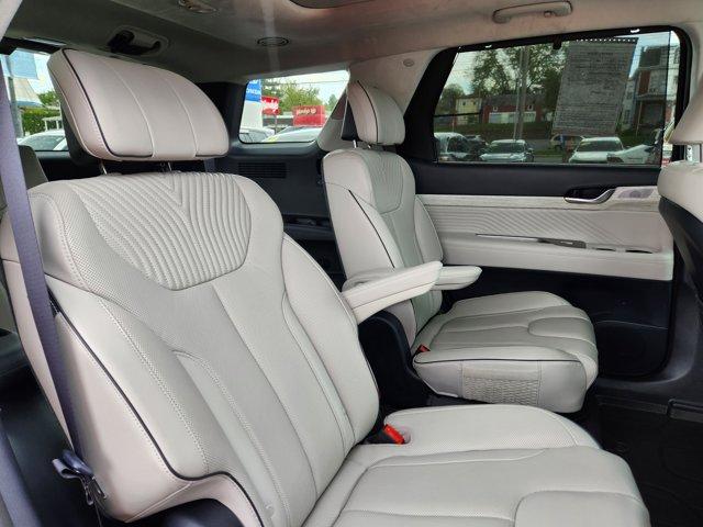 used 2024 Hyundai Palisade car, priced at $40,987