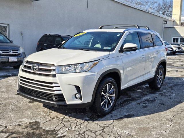 used 2019 Toyota Highlander car, priced at $26,672