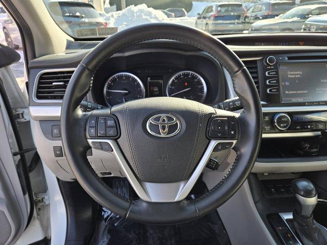 used 2019 Toyota Highlander car, priced at $26,672