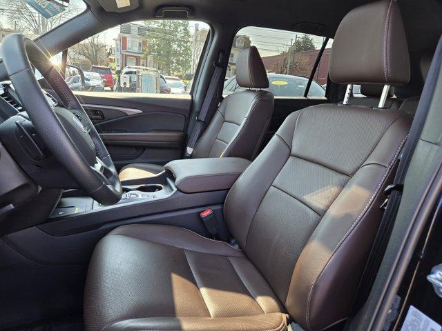 used 2025 Honda Passport car, priced at $39,876