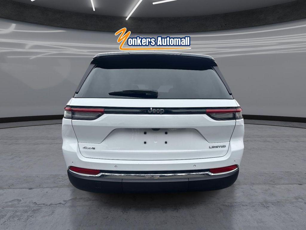used 2023 Jeep Grand Cherokee car, priced at $32,160