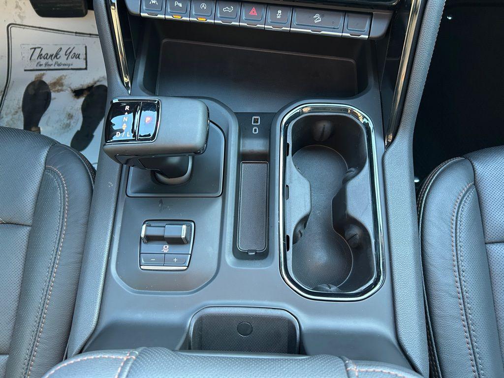 used 2025 GMC Sierra 1500 car, priced at $58,900