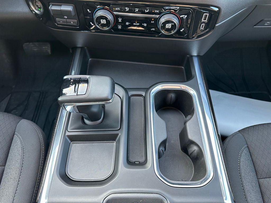 used 2024 Chevrolet Silverado 1500 car, priced at $45,500