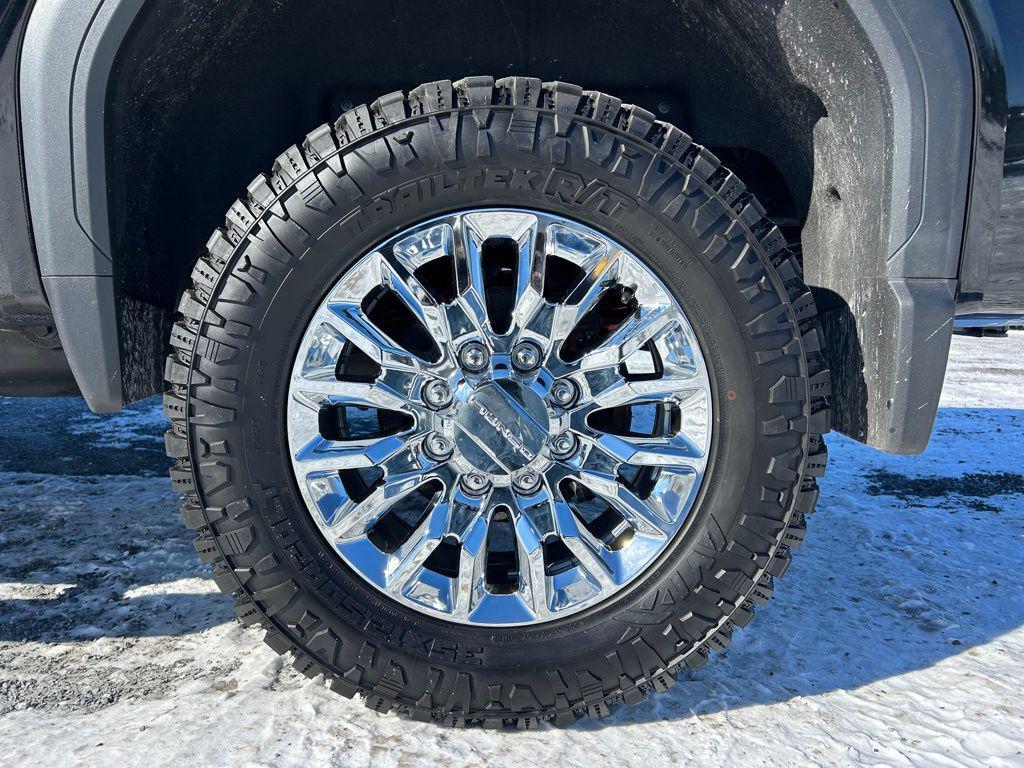 used 2024 GMC Sierra 2500 car, priced at $71,700