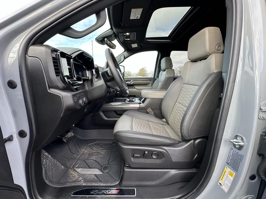 used 2024 Chevrolet Silverado 2500 car, priced at $76,900