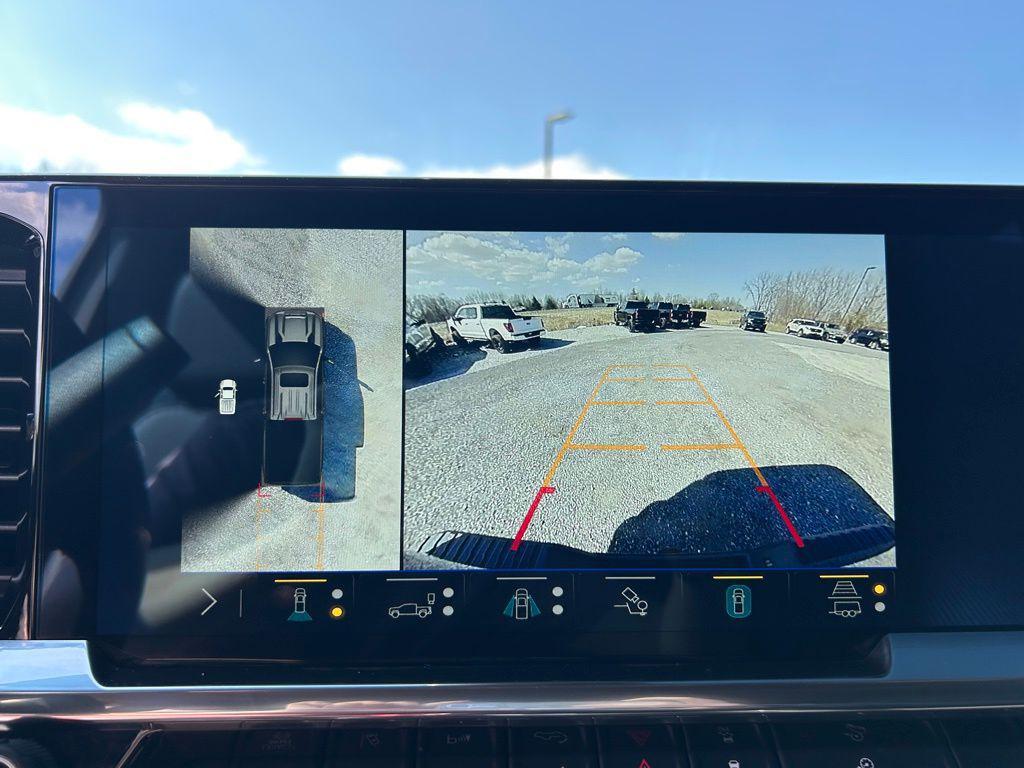 used 2025 Chevrolet Silverado 2500 car, priced at $62,000