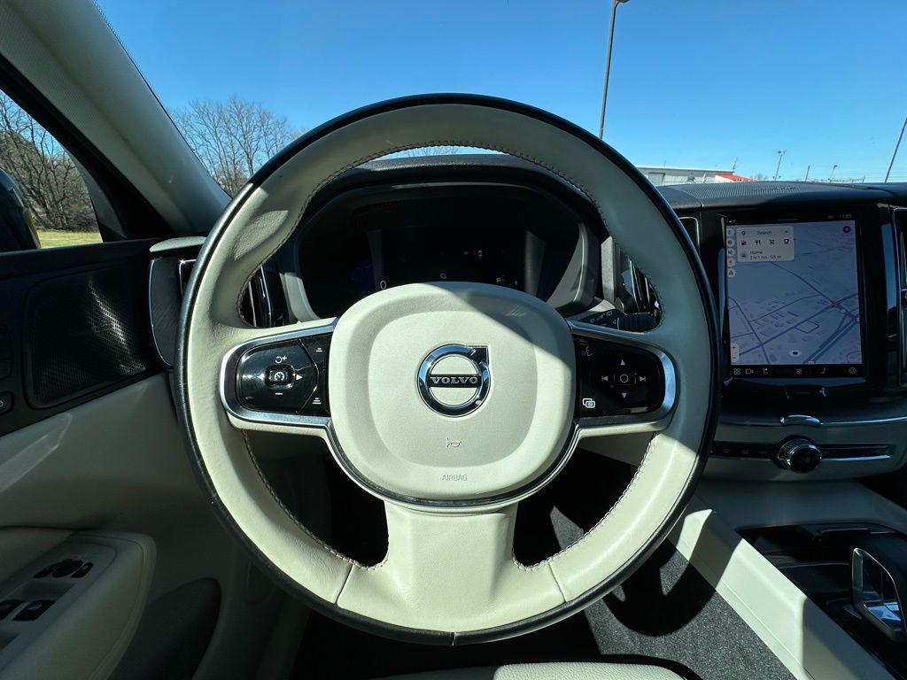 used 2023 Volvo XC60 car, priced at $30,700
