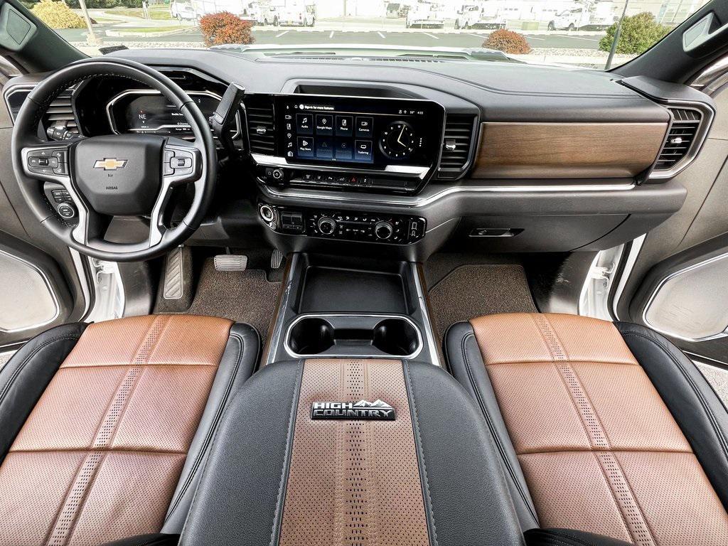 used 2024 Chevrolet Silverado 2500 car, priced at $69,900