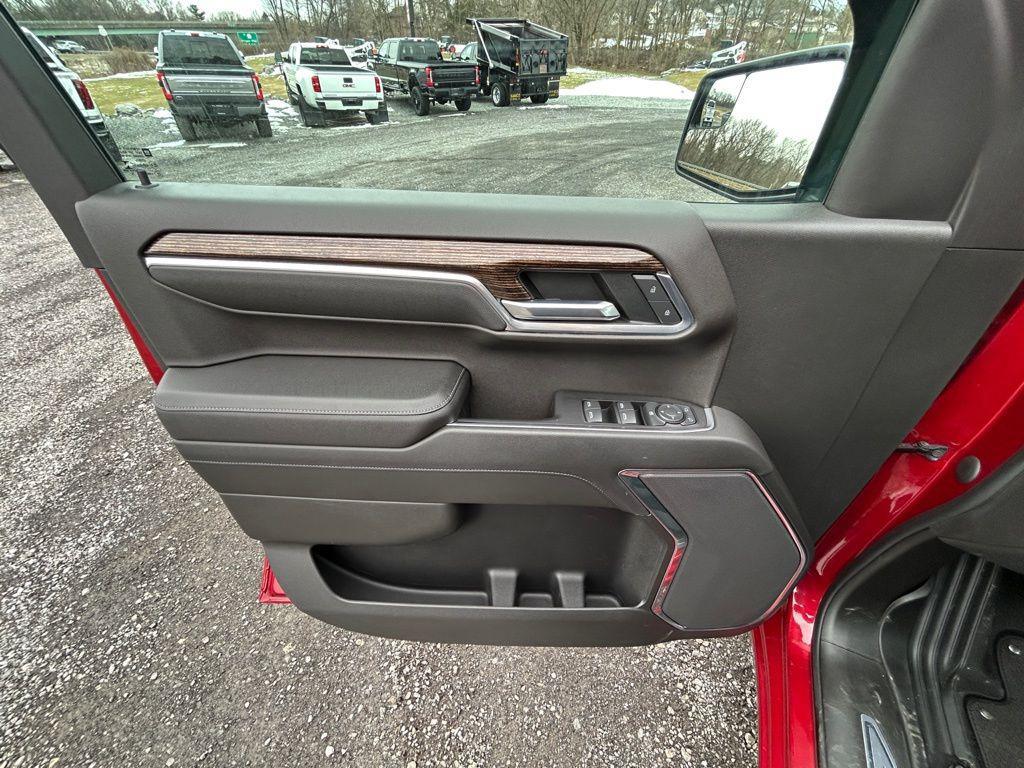 used 2022 GMC Sierra 1500 car, priced at $42,000