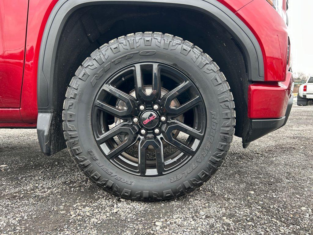 used 2022 GMC Sierra 1500 car, priced at $42,000