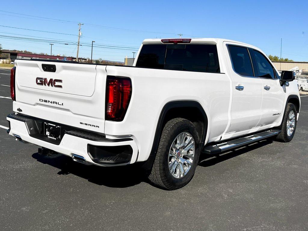 used 2025 GMC Sierra 1500 car, priced at $58,200