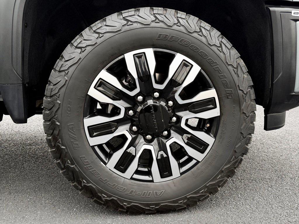 used 2024 GMC Sierra 2500 car, priced at $78,400