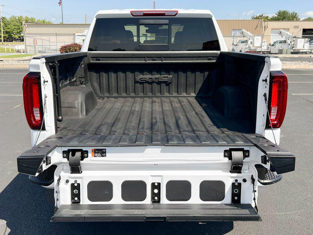 used 2024 GMC Sierra 1500 car, priced at $55,800