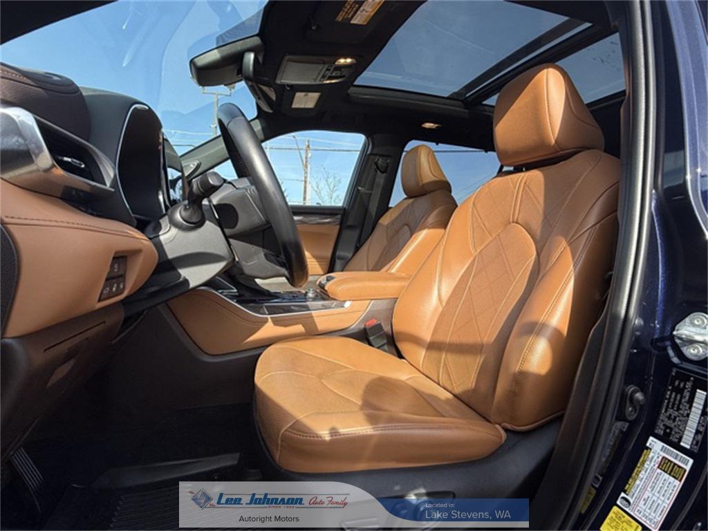 used 2022 Toyota Highlander car, priced at $34,585