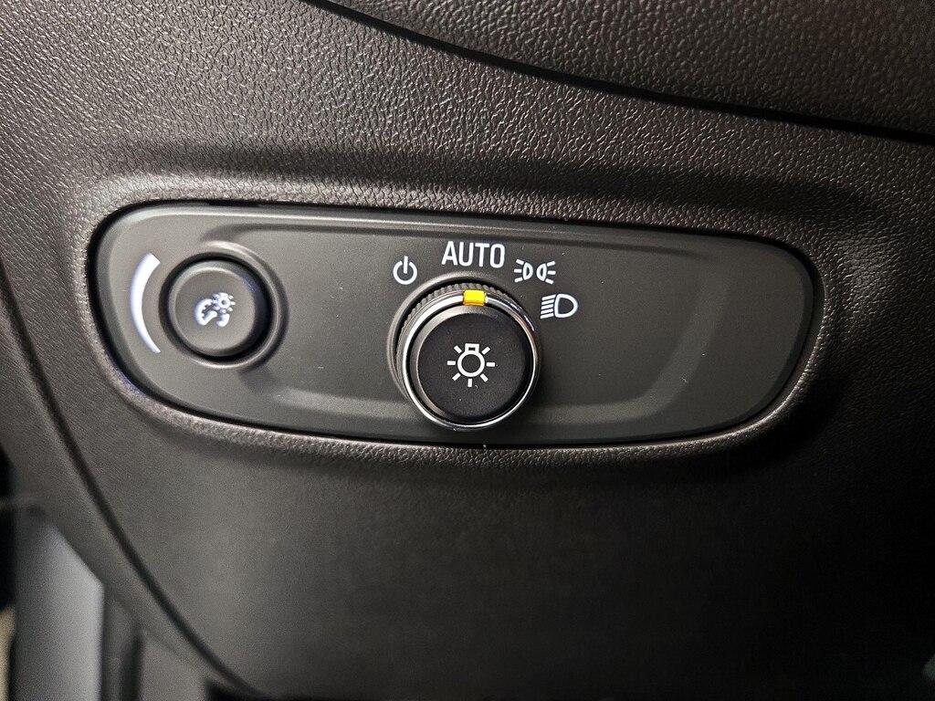 used 2022 Chevrolet Equinox car, priced at $18,998